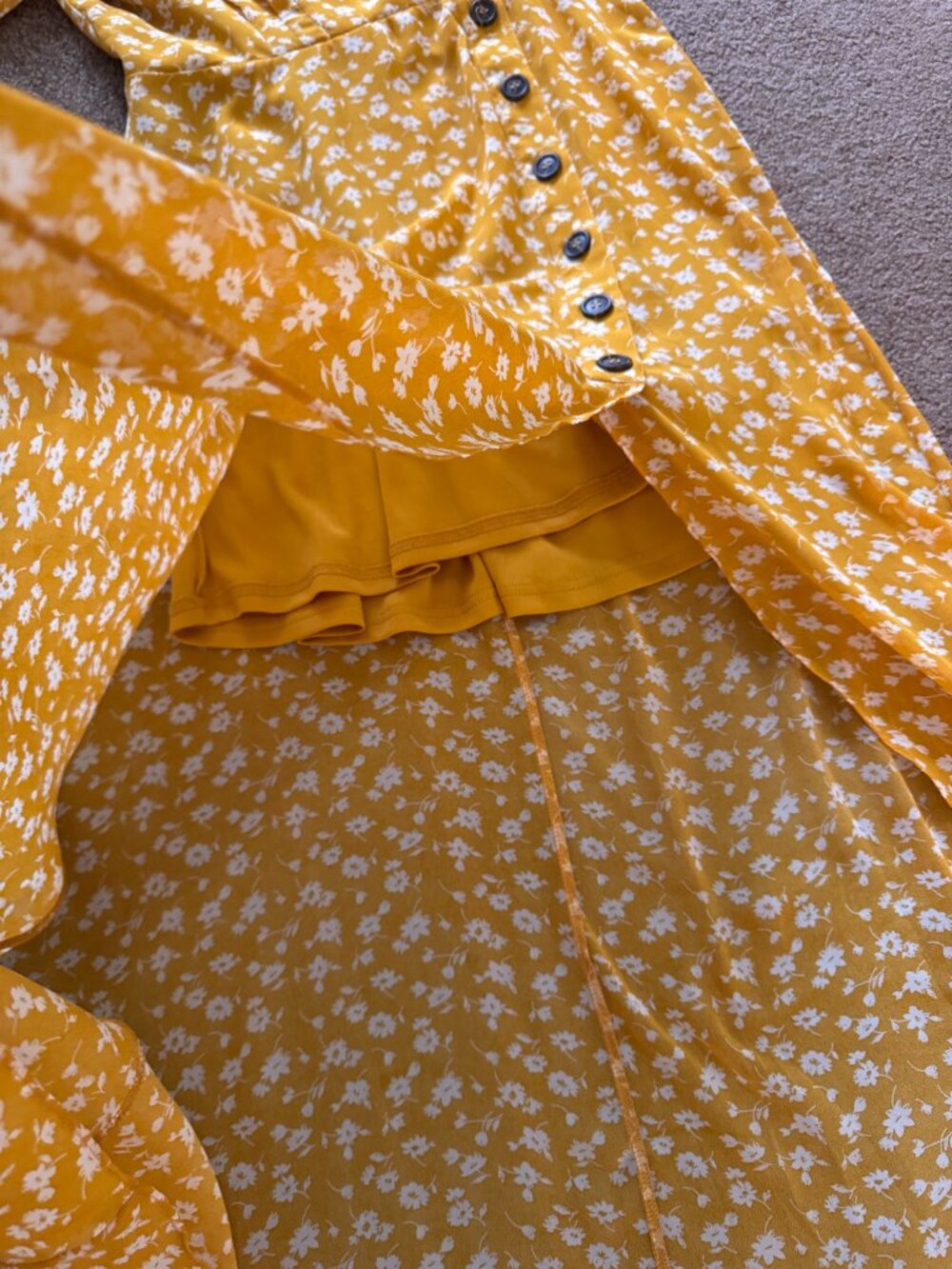 Lulus Mustard Yellow Floral Wrap Midi Dress Size M Button Front - Picture 4 of 5